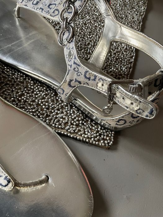 Guess logowane sandałki r.40