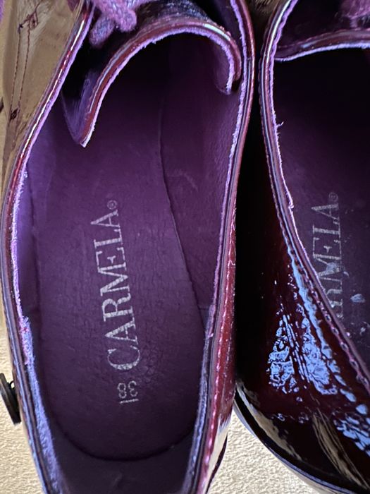 Buty skorzane lakierowane CARMELA R:38, nowe
