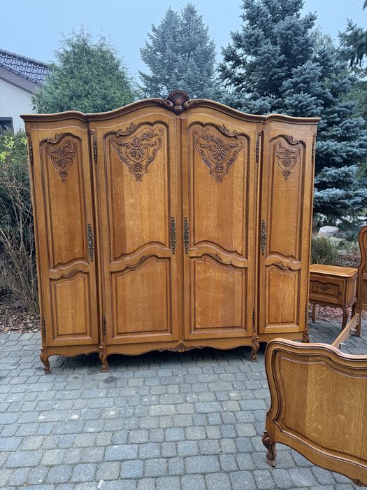 Zestaw mebli ludwikowskich do sypialni Ludwik XV