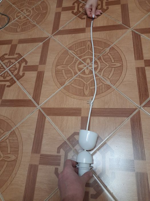 Люстра з скляним плафоном