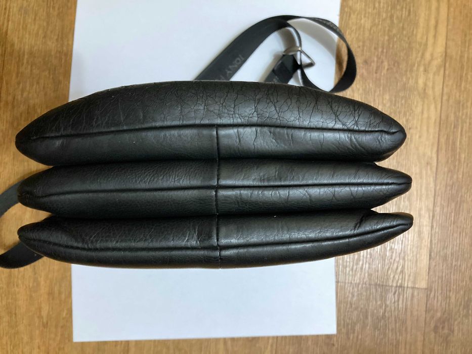 Мужская кожаная сумка барсетка Tony Perotti Contatto 9172