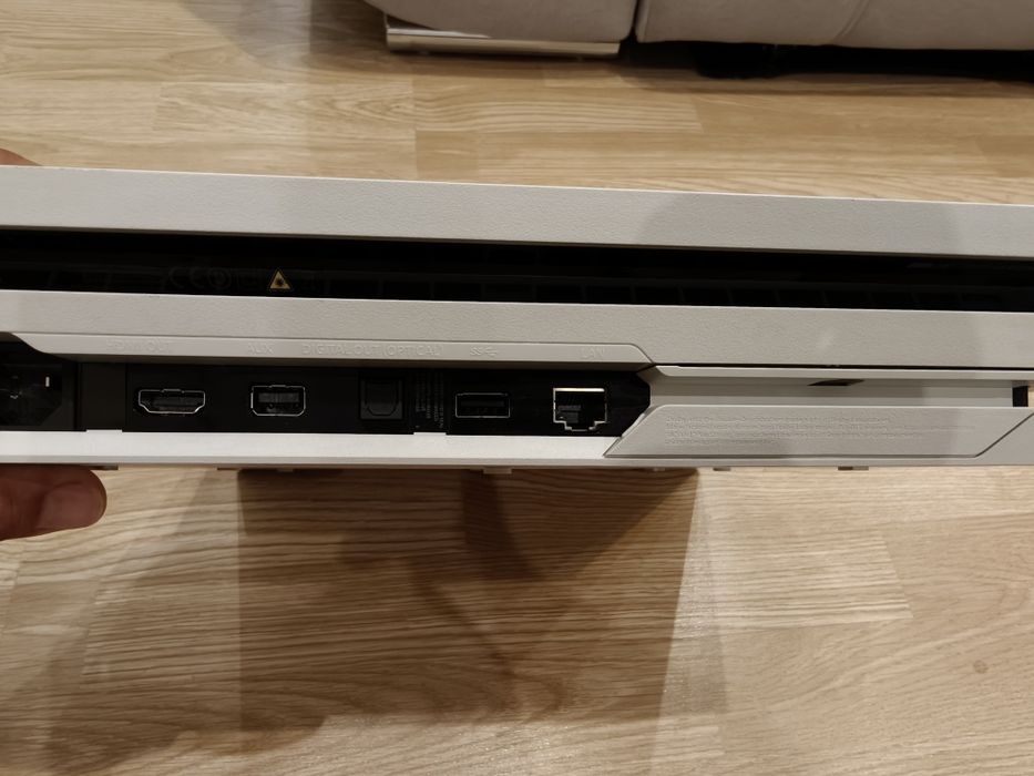 PlayStation 4 Pro Branca Desbloqueada Hen 9.00 C/Comando