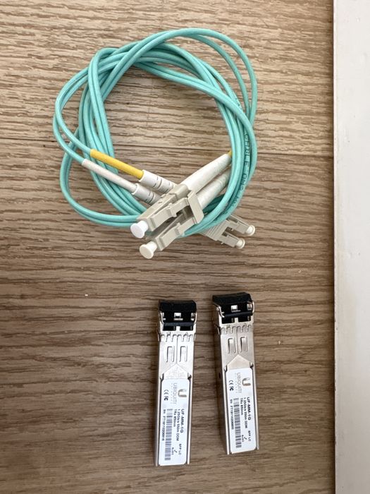Ubiquiti EdgeRouter ER4 + Dois SFP 1G Multi-Mode Optical Module