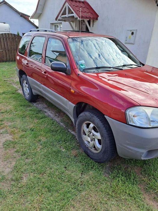 Mazda Tribute 4x4 benzynka , hak