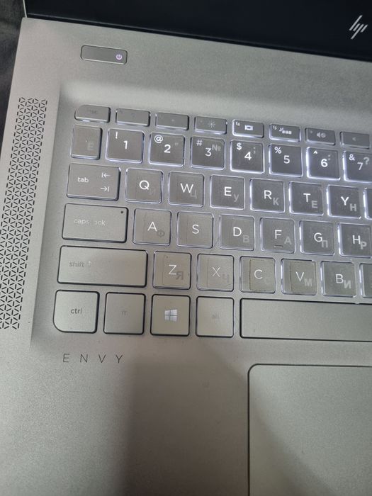 Ноутбук HP ENVY 13-ab з SSD 256 ГБ