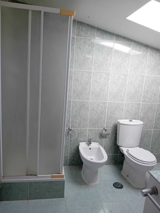 Exelente quarto para arrendar