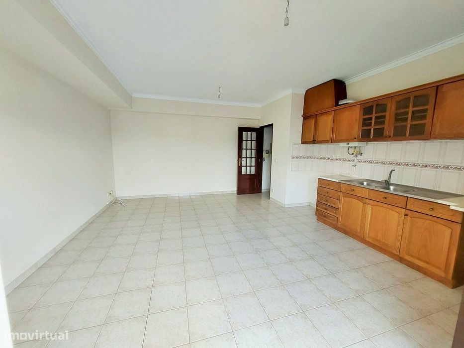 Apartamento T1 à Venda no Centro de Ourém