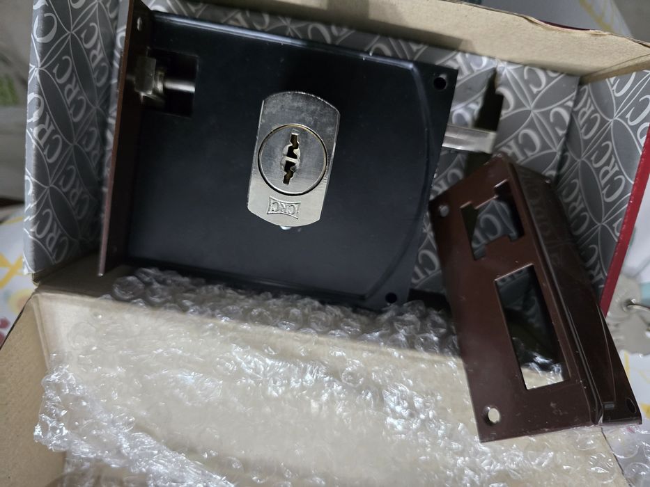 Fechadura nova CRV do genero Sofer