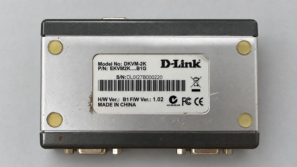 Switch KVM D-Link DKVM-2K - 2 computadores - VGA e PS/2