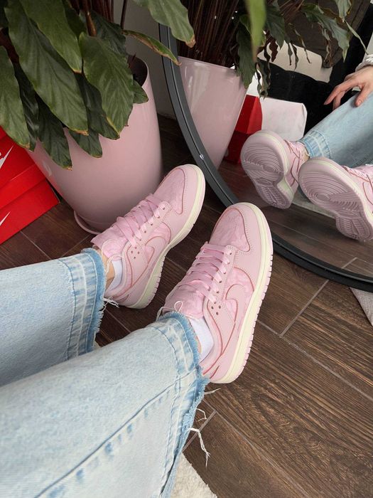 Женские кроссовки Nike Dunk Low Lace Pack Regal Pink 36-41 Хит Весны!