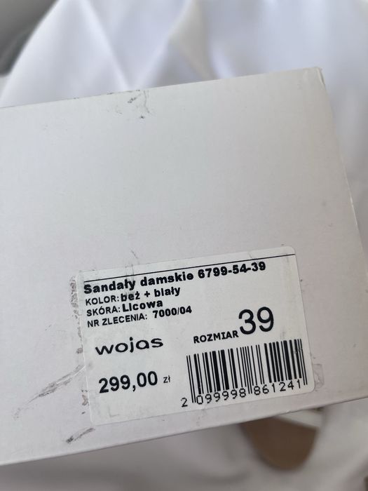 Sandały damskie na obcasie