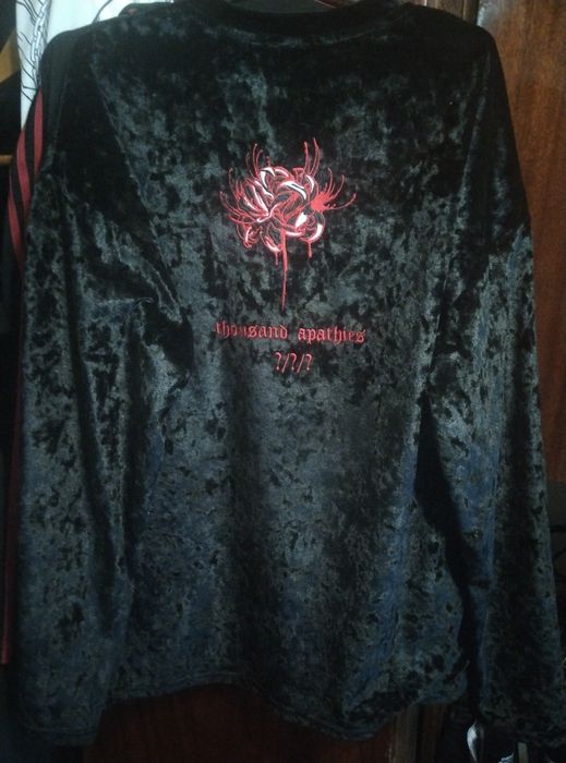 продам велюровый лонг thousand apathies/?/?/?