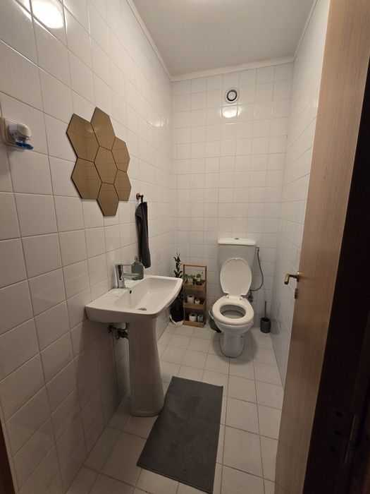 Arrendo quarto em T3  - Vilar do Andorinho