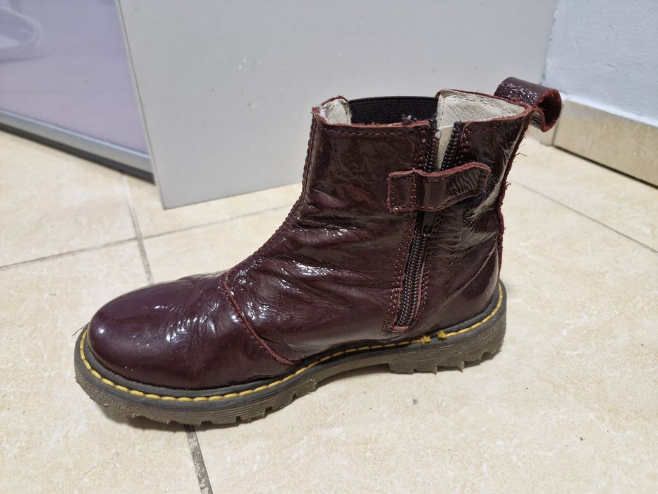 Buty dziewczęce rozmiaru 26