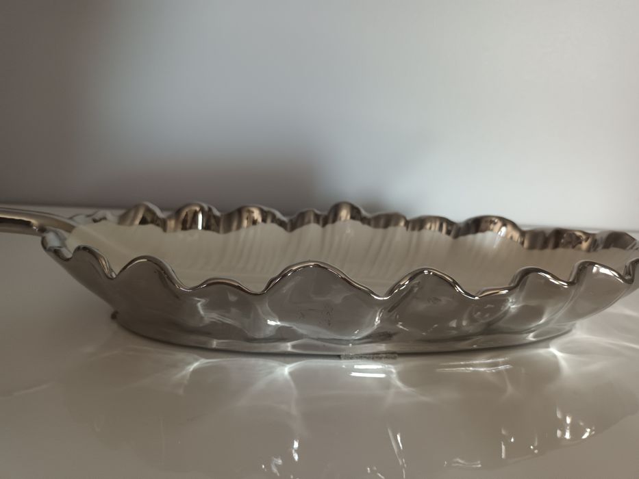 Prato decoração em forma de folha