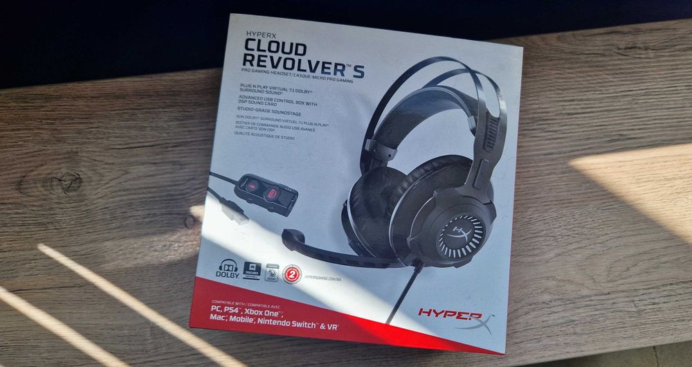Навушники гарнітура HyperX Cloud Revolver S зі звуковою картою