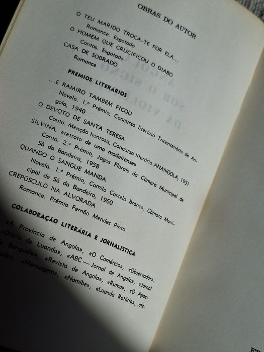 Descolonização Angola Sob o Signo da Violência Maurício Soares 1975