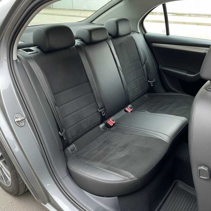 Чехлы в салон Skoda Octavia A5 / A7 Экокожа Модельные EMC-ELEGANT