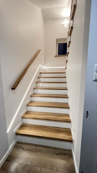 Schody dębowe na beton + balustrady – szybka wycena