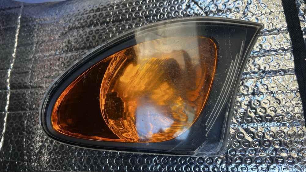 Piscas frontais BMW e46