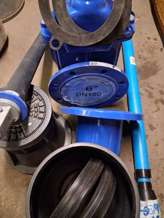 Zasuwa DN150 Miekkouszczelniona kołnierzowa F4