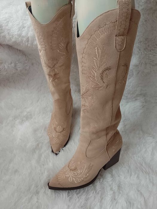 (39/40) Będzie, bogato zdobione haftem Kozaki kowbojki , NOWE