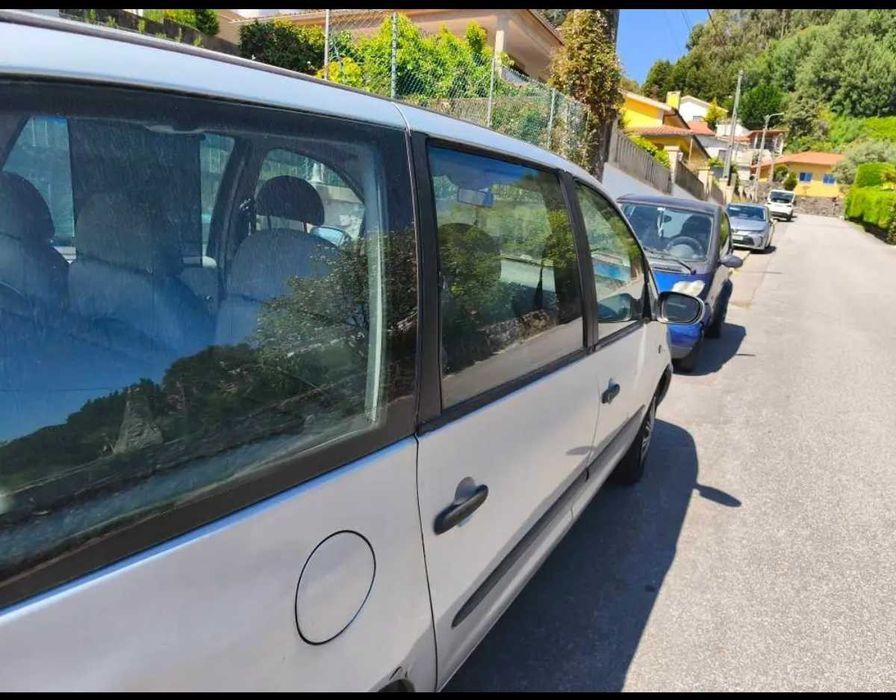 Ford Galaxy 1.9