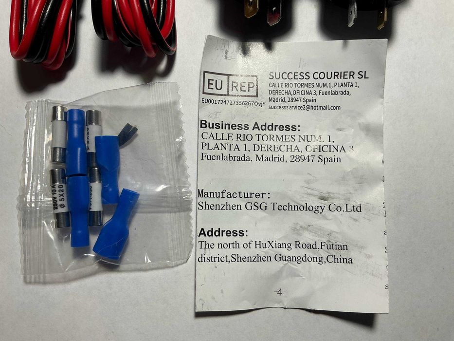 Автомобільна зарядка 12 V USB Socket Wire USB Charger Multi Port