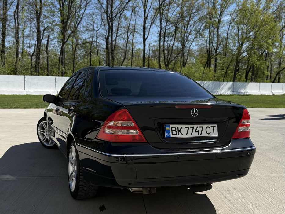 Mercedes benz C200K w203 2001