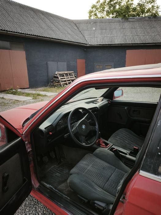 Продам БМВ BMW e30 316i m40b16 1989р