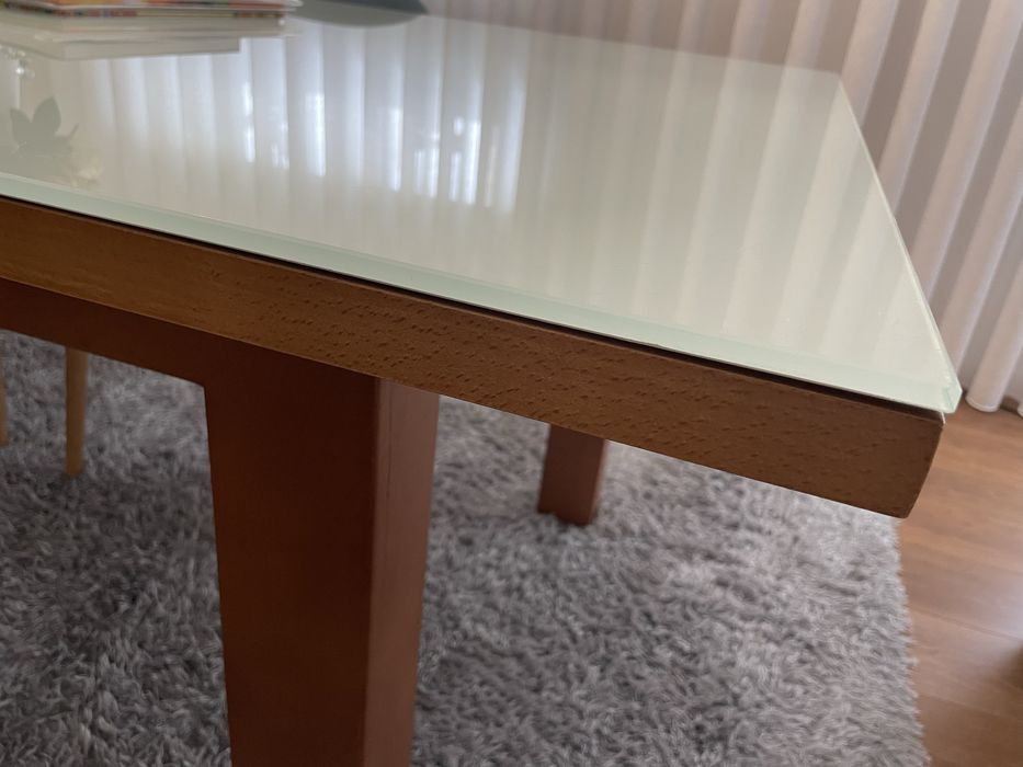 Mesa de sala jantar