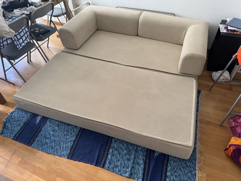 [Como Novo] Sofá Cama Bloom