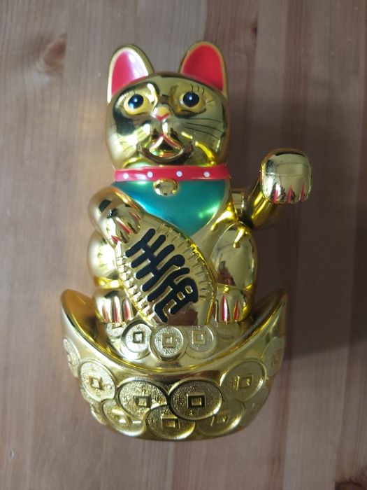 Machający kot, Maneki Neko