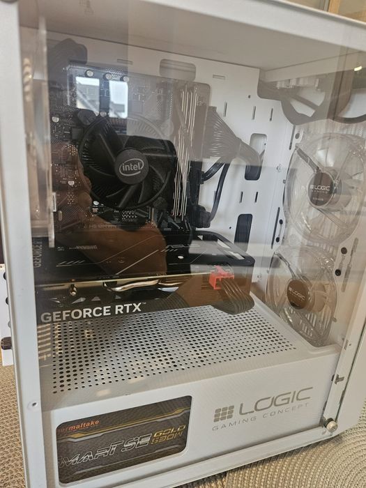 Komputer gamingowy RTX 4060, i5, 16 GB ram