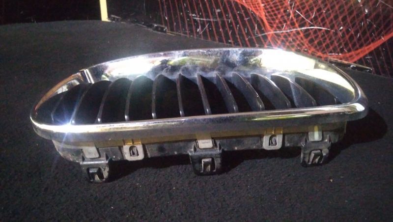 Grelha Frontal Bmw 3 Touring (E46)