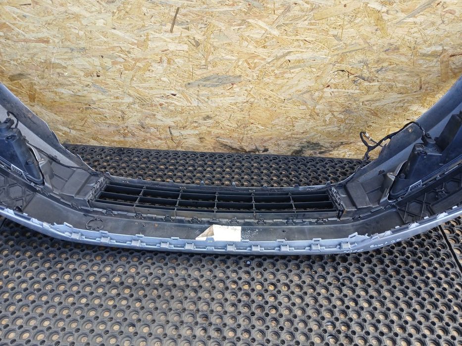 Vw Passat B7 Zderzak Przód La7W Halogeny