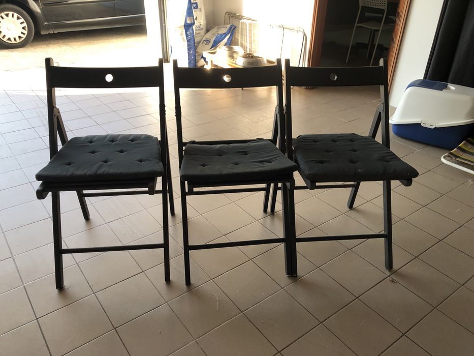 Cadeiras jardim com almofadas