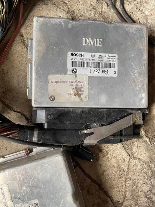 Моторна проводка на БМв е38