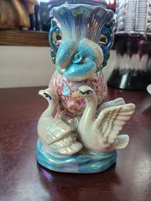 Ceramiczny wazonik wazon z łabędziami