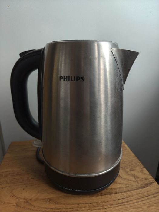 Електрочайник Philips HD9321 з нержавіючої сталі