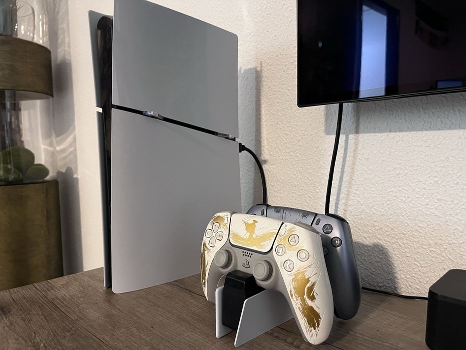 Playstation 5 - digital version + volante