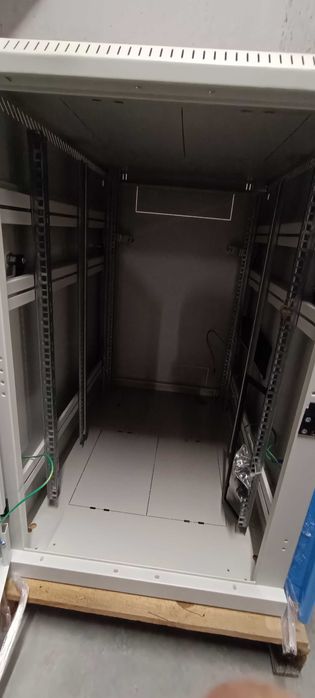 Szafa rack NOWA!