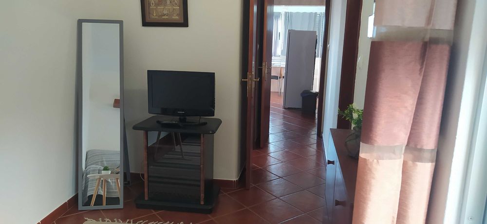 Quartos para Alugar a Alunos da Escola de Hotelaria do Estoril