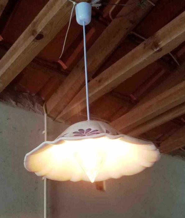 Candeeiro de suspensão cerâmica pintada a mão