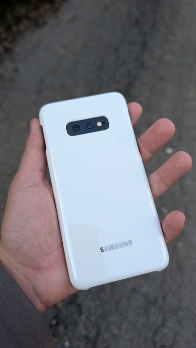 Samsung galaxy s10e