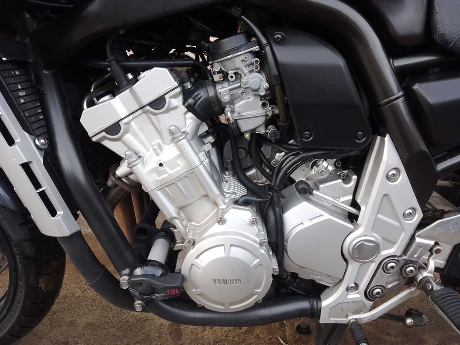Yamaha FZ 1000 Fazer 06r.