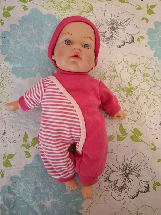 Продам гарного пупсіка,розмовляє