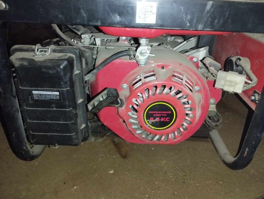 Генератор бензиновый 2,2 киловата ,обмотка медь