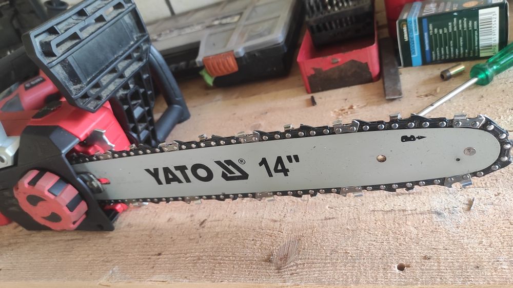 Электропила Yato YT-84868