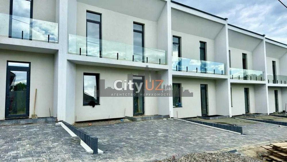 Продається таунхаус неподалік кордону зі Словаччиною